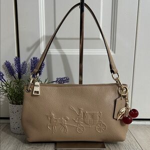 Coach Vintage Tan Leather Shoulder Bag with Gold Accents